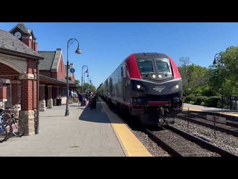 Railfanning at Glenview, Illinois. Empire Builder, Hiawatha, and Metra Trains