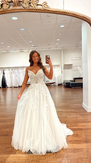 💖 #weddingdress #weddinggown #dress #bride #bridal #isaidyes #boutique #elizabethannsbridal🎀 | Elizabeth Ann's Bridal Boutique