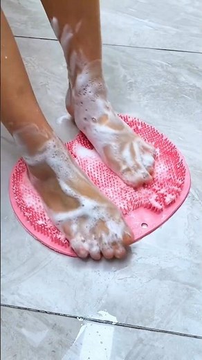 Silicone Foot Scrubber Mat | The Easiest Way to Wash Your Feet