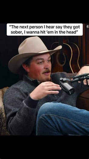 drink a normal amount, got it ✍️ Watch the full episode of Burt Kreischer’s podcast with Zach Top out now. #zachtop #bertkreischer #countrymusic #coldbeer