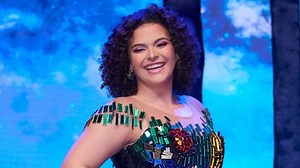 ¡De Dorothy a Elphaba! Lucerito Mijares soprende con su interpretación de 'Defying Gravity'