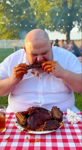 ‪@KidBehindACamera‬ BBQ blow out