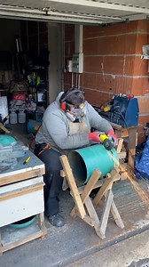 1.7M views · 10K reactions | Rémy, de la page L'Art des Ours, fabrique des percussions mélodiques appelées « tongue drums » grâce à des bouteilles de gaz. Il nous a expliqué le processus de création de cet instrument. 論 | Neo | Facebook