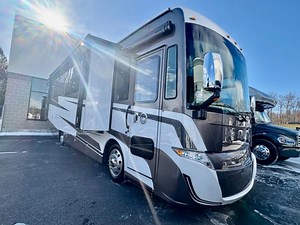 New 2025 Tiffin Motorhomes Byway 33 FL Motor Home Class A - Diesel