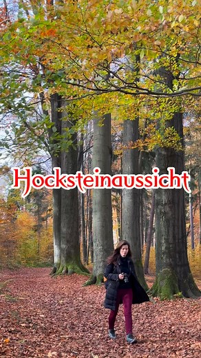 Wunderschöne Aussicht zur Burg Hohnstein, Sächsische Schweiz, Sachsen. #Hocksteinaussicht #BurgHohnstein #SächsischeSchweiz #Elbsandsteingebirge #Sachsen #WunderschöneAussicht #NaturPur #Wanderlust #TraumhafteLandschaft #Aussichtspunkt #NationalparkSächsischeSchweiz #Deutschland #Heimatliebe #Reiselust #Fernblick #OutdoorAbenteuer #Naturfotografie #Wanderparadies #MagischerMoment #EntdeckeDeutschland #Bergblick #Naturgenuss #UrlaubInDeutschland #AbenteuerNatur #WandernInSachsen #ReisezieleDeutsc