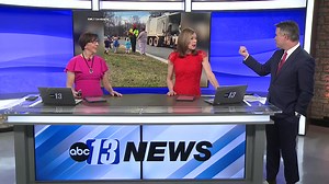 3.2K views · 137 reactions | You gotta love a toddler's fascination with garbage collection day. These tiny fans at St John's Day School were ready to show their love to Lynchburg Public Works this Valentine's Day.  | Danner Evans - WSET | Facebook