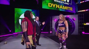 Nyla Rose claims her thrown and gets challenged by Kris Statlander and Big Swole 😱😱😱#AEWDynamite | AEW on TV