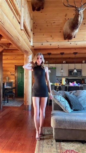 Model's Runway Walk to Phonk Music