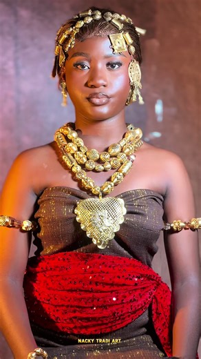 Prenez vos rdv #visibilité #makeuptransformation @2 Juillet ✨❤️🫶 @L’assistante de NACKY BIO♻️ @Nacky Bio ♻️ @Fanta 🎉💍🫶Koné ♥️🎉😍 @makeupbyabiba