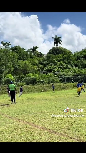 Huge performance from Lauren 2 goals⚽️ 2 assists 👟 In a 9-1 win #L10 #ProjectBunny🐰 #LaurenHall #SoccerGirl #jamaicantiktok🇯🇲viral #FemaleFootballer #WomensFootball