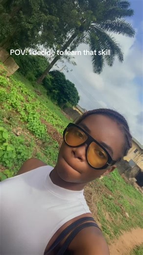 My journey as a beginner lash tech #lashextensions #learner #tiktokblowthisup #tiktokdoyourthing @elladiaries__