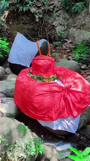 🕉️💜🙏 #foryoupageシ #love #iskonian #bookrecommendations #travel #sanatanhindu #booksuggestions