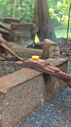 🔥 Amazing Blacksmith Work | Traditional Metal Forging Skills 🔨