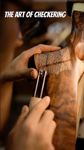 The art of checkering by ‪@manuelricardoofficial‬ #woodscraft #wooddesigner #wood #manuelricardo