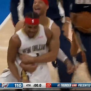 Le premier shoot est déjà assez fou, mais alors le deuxième 🤯🤯🤯 Devonte' Graham à 18 mètres pour la victoire... BANG 🔥🔥🔥 | Basket Infos