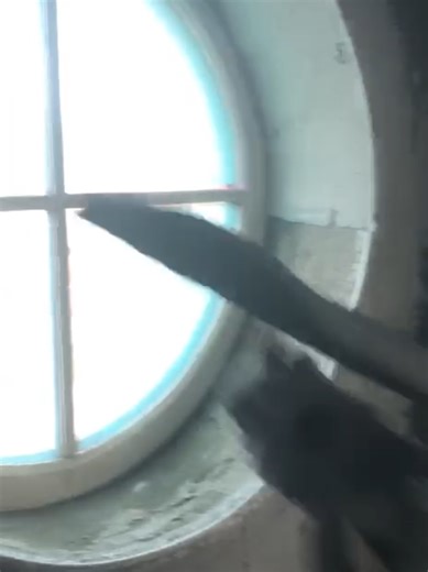 Plastering Around a Round Window: A Step-by-Step Guide
