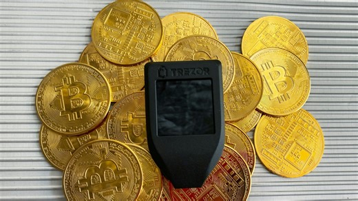 Grinex Halts Trading After $13.4 Million Crypto Hack