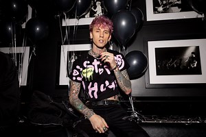 Machine Gun Kelly Irks Fans By Showing Off New Fangs On Instagram