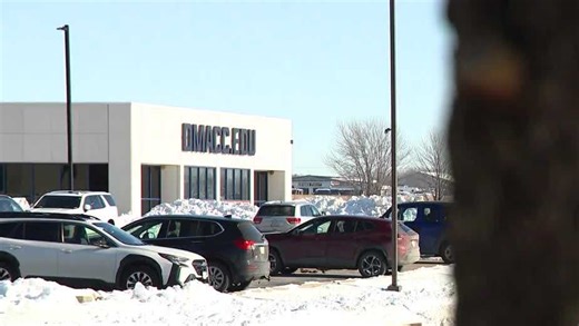 DMACC and other Iowa community colleges at risk of losing funding for adult education