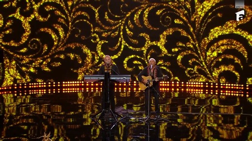 471K views · 13K reactions |  Direct din Dăbuleni pe scena The Ticket! Ciucurel și Ciucuraș au adus un moment de lăutărie de excepție, plin de energie și muzică care nu te lasă să stai locului. | The Ticket | Facebook