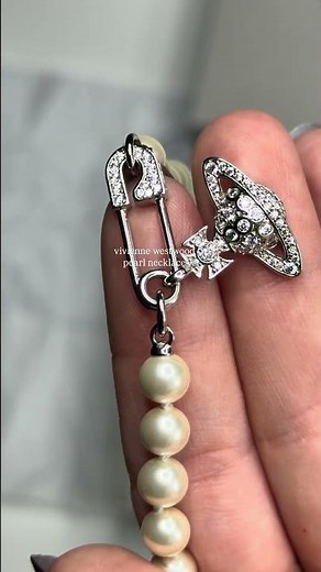 Vivienne Westwood silver pearl necklace Saturn unboxing #unboxing #viviennewestwood