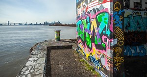 Graffiti Pier partially collapses into Delaware River