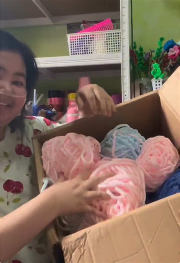 Unboxing Chunky Yarn for Crochet Projects