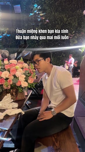 Khen Người Khác Xinh: Tài Enzo và Nguyễn Bé Cỏ