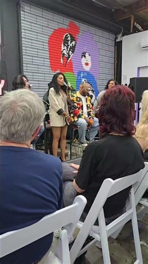 Singing I will always you with KISS Paul Stanley