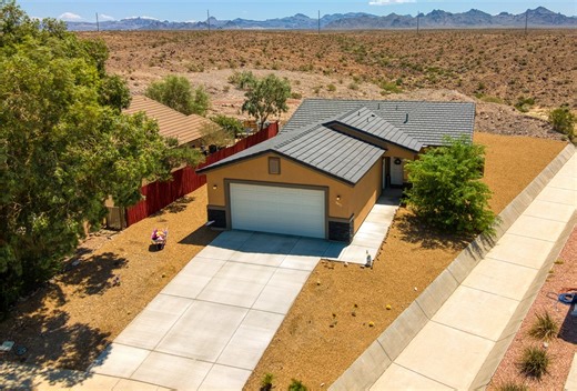 3492 Tres Alamos Dr, Bullhead City, AZ 86442 - MLS 029949 - Coldwell Banker