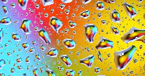 Photo macro : comment faire des photographies abstraites avec des gouttes d'eau ?