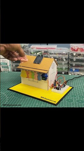 Amazing Rain Detection Based Clothes Collector System using Arduino #arduino #innovation
