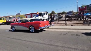 Classic Cars Take Over Route 66 in Seligman, Arizona | Route 66 Road Relics