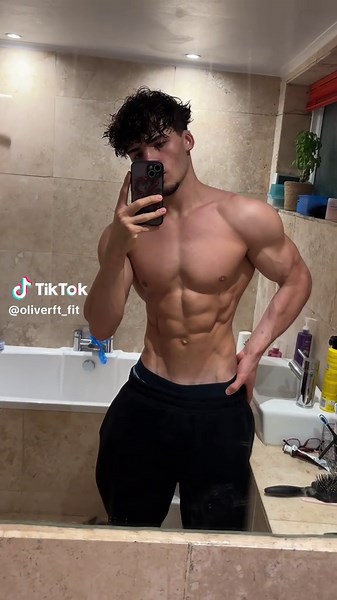 Achieve Your Aesthetic Goals with Rear Delt Workouts