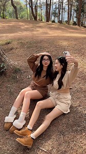 พร้อมออกเดินทางแล้วววว 🤎 เซตนี้คือพร้อมเที่ยว พร้อมลุยมาก ไม่ว่าจะเดินห้าง แคมป์ปิ้ง คาเฟ่ หรือต่างประเทศ เป็นเซตที่ตอบโจทย์สุดๆ เพราะน้องน่ารัก ใส่ง่าย ใส่สบาย ไม่อึดอัด แถมไม่ต้องเสียเวลาแมช์ มีติดกระเป๋าไว้อุ่นใจแน่นอน Travel Croped Set - มี 2 แบบ : เซตขาสั้น , เซตขายาว - มี 4 สี : สีเทอร์ควอยซ์ , สีดำ , สีครีมเบจ , สีน้ำตาล - ขนาด : size 1 , size 2 - ราคา : เซตขาสั้น 890 บาท เซตขายาว 950 บาท - สนใจทักอินบ๊อกซ์ หรือ แอดไลน์ Line ID: @numberseven (พิมพ์ @ นำหน้าด้วยจ้า) - ถ่ายรูปเองจากสินค้าจ