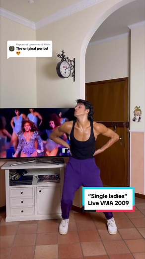 Beyoncé Iconic Performance: Single Ladies Live VMA 2009