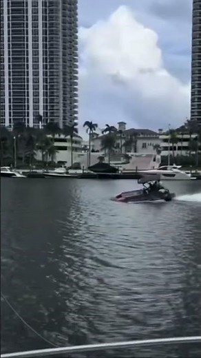 SeaDoo Switch Pontoon Sinking - Carbon Seal failure or crack in the plastic hull?