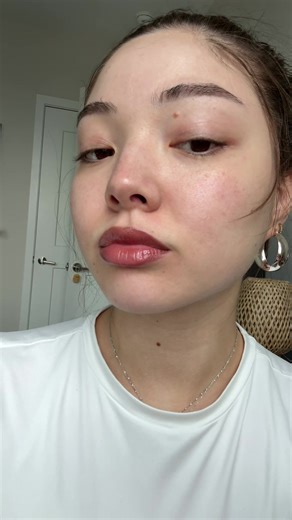 Jk I have bigger lips but they’re pale