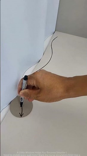 DIY Wavy Wall Trim Tutorial: Marking the Curve with Precision