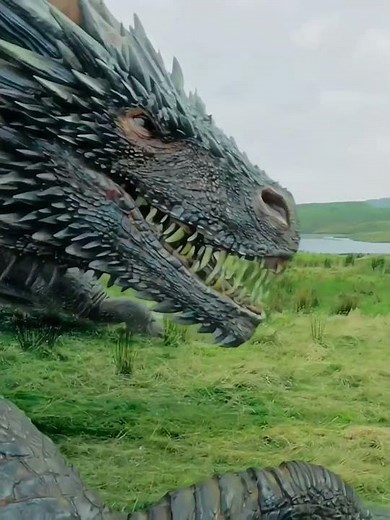🔥 Jon Snow & Daenerys Targaryen Meet Dragons 🐉 | Game of Thrones Epic Scene #GameOfThrones #shorts