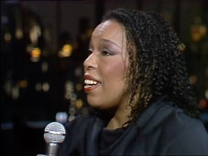 248K views · 10K reactions | The great Roberta Flack performs "Tonight I Celebrate My Love" | David Letterman | Facebook