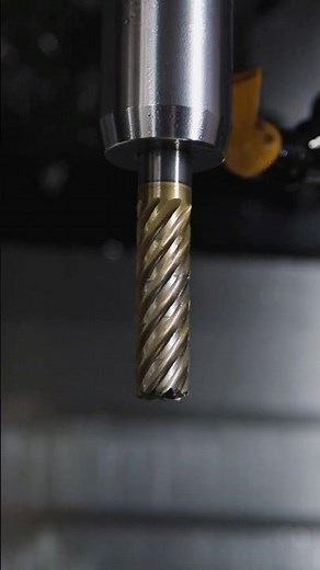 Machining Inconel 718 on a SYIL X5