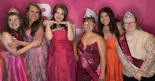 Michigan Miss Amazing empowers women with disabilities