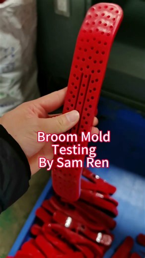 Curved PP Broom Injection Mold