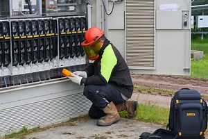 Fluke 283 FC CAT III 1500 V digitalt multimeter