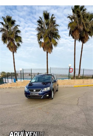 SEAT ALHAMBRA 2.0 TDI 150 CV DSG STYLE ADVANCE, 144.000 KMS, DE SEPTIEMBRE DEL 2017. Con la revisión pre-entrega, 12 meses de garantía, limpieza integral y desinfección. Recogemos tu antiguo Vehículo como parte de pago. -Nuestros vehículos cuentan con Certificado de kilometraje y estructural. - Régimen I.V.A. DEDUCIBLE. -EQUIPAMIENTO.: Con caja de cambios automática dsg, Diesel, 7 plazas y 5 puertas. Carrocería tipo monovolumen, asientos delanteros calefactables, segunda fila con asientos para n