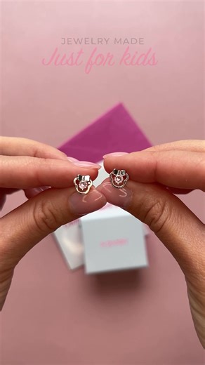 Introducing the ultimate kids jewelry! 🙌 Children's earrings have never been easier or more secure. Lab tested hypoallergenic and made especially for kids 👧🏻 Choose from 1500 unique designs of jewelry made with kids in mind💎 Mother & Son family-owned business - 12 Years developing the safest and largest collection of SAFE children's jewelry in the world! See What All The Hype 🙌 is About! The Finest Children's Jewelry in the Word® | In Season Jewelry