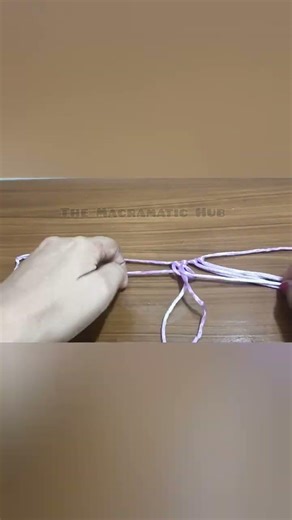 Macrame Bookmark Tutorial @themacramatichubmacrame