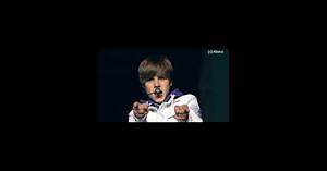 Selena Gomez et Justin Bieber ... Surpris ensemble à la sortie du cinéma (video)