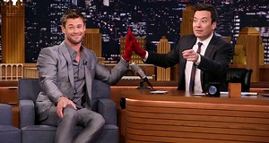Chris Hemsworth Plays Jinx Challenge with Jimmy Fallon on ‘Tonight Show’ – Watch Here!